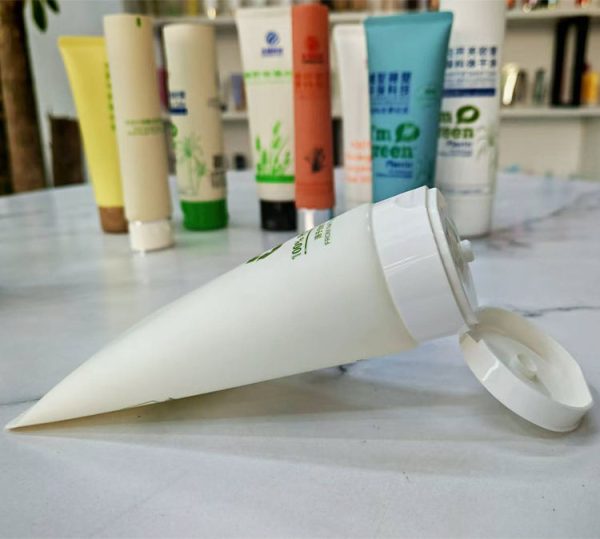 Customizable Eco-friendly 100% Recycled PCR Cosmetic Packaging Tube for Body Lotion  Face Cream Screw Cap for Skin Care