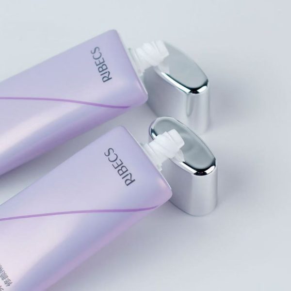 Oval Tube Plastic Cosmetic Packaging for Skin Care Serum Flat Shape for Sunscreen BB Cream CC Cream